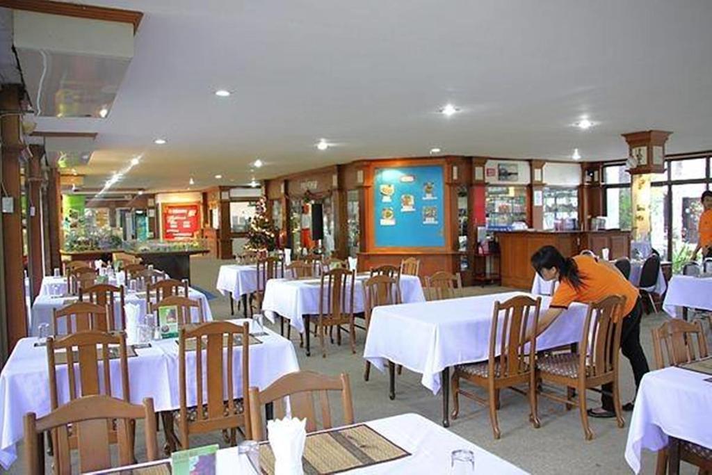 芭堤雅乡村俱乐部酒店 盘蓬 外观 照片